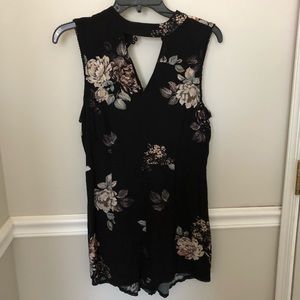 Kendall & Kylie floral romper